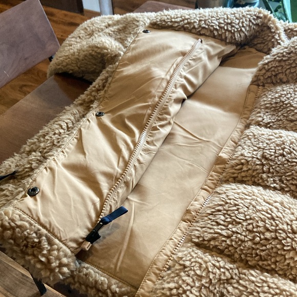 Patagonia Women’s Recycled High Pile Fleece Down Jacket - Picture 6 of 8